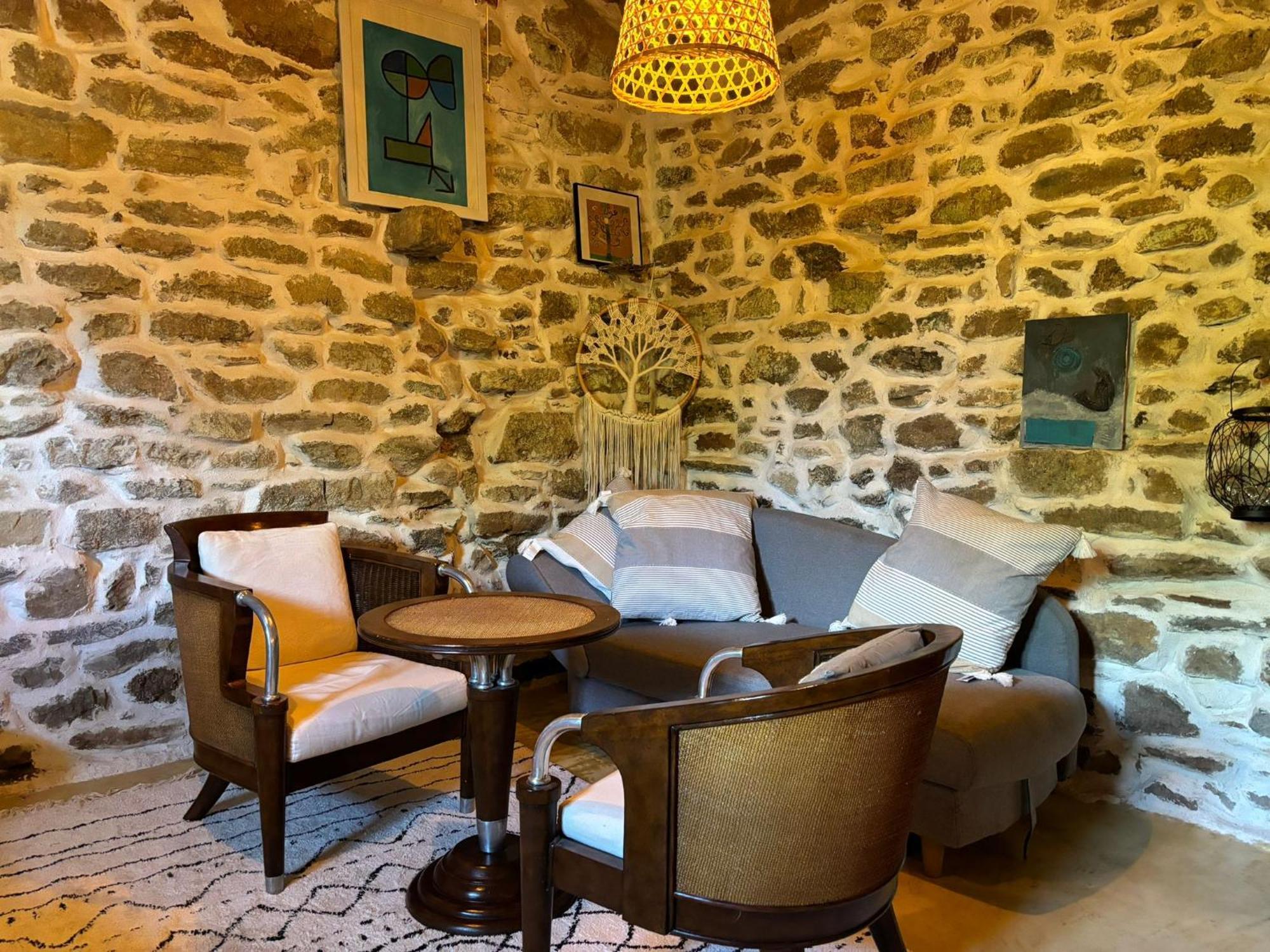 La Barbacane De Cascastel-Des-Corbieres Bagian luar foto
